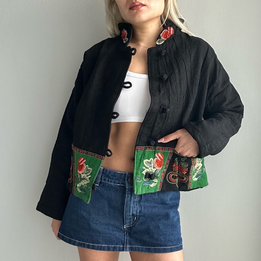 Vintage 100% Cotton Hand Embroidered Oriental Collar Crop Jacket w/ Frog Buttons